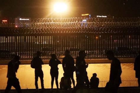 Las 5 cosas que debes saber este 26 de septiembre: ¿Por qué van a deportar inmigrantes?